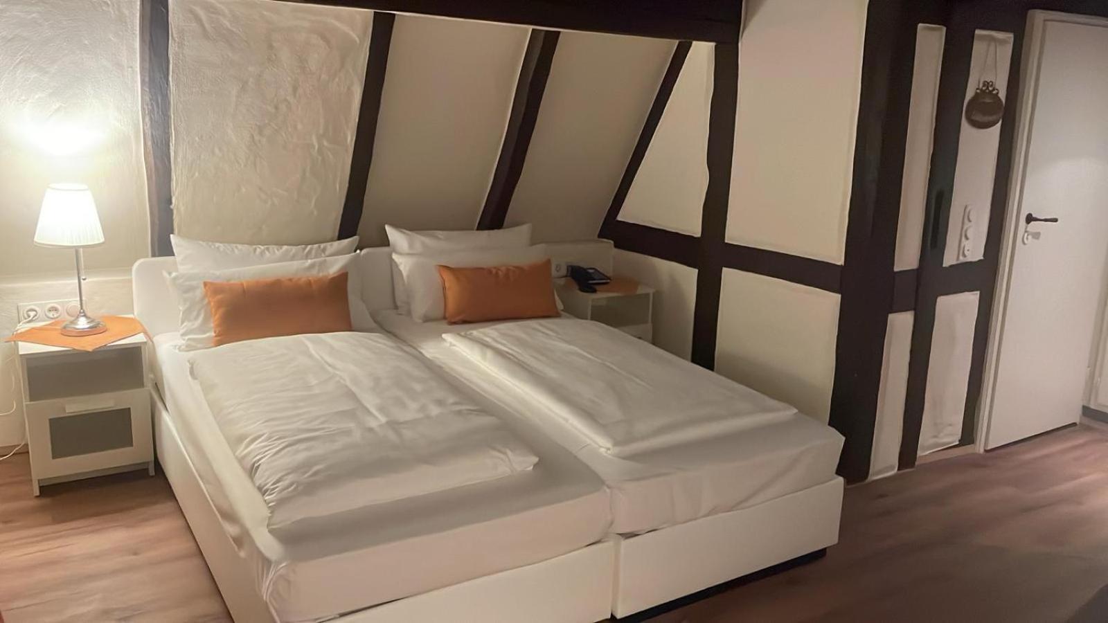 Hotel Restaurant Altes Badhaus Ебербах Екстер'єр фото
