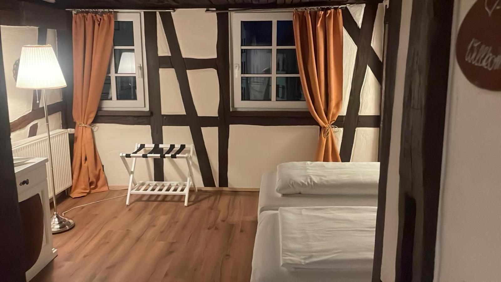Hotel Restaurant Altes Badhaus Ебербах Екстер'єр фото