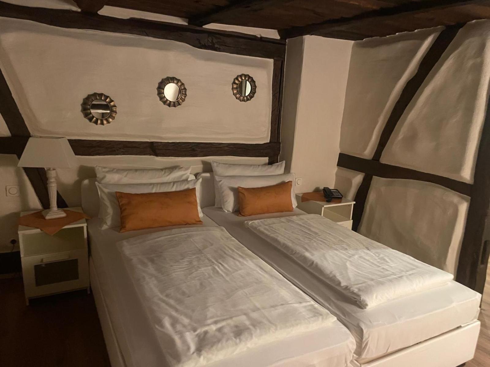 Hotel Restaurant Altes Badhaus Ебербах Екстер'єр фото