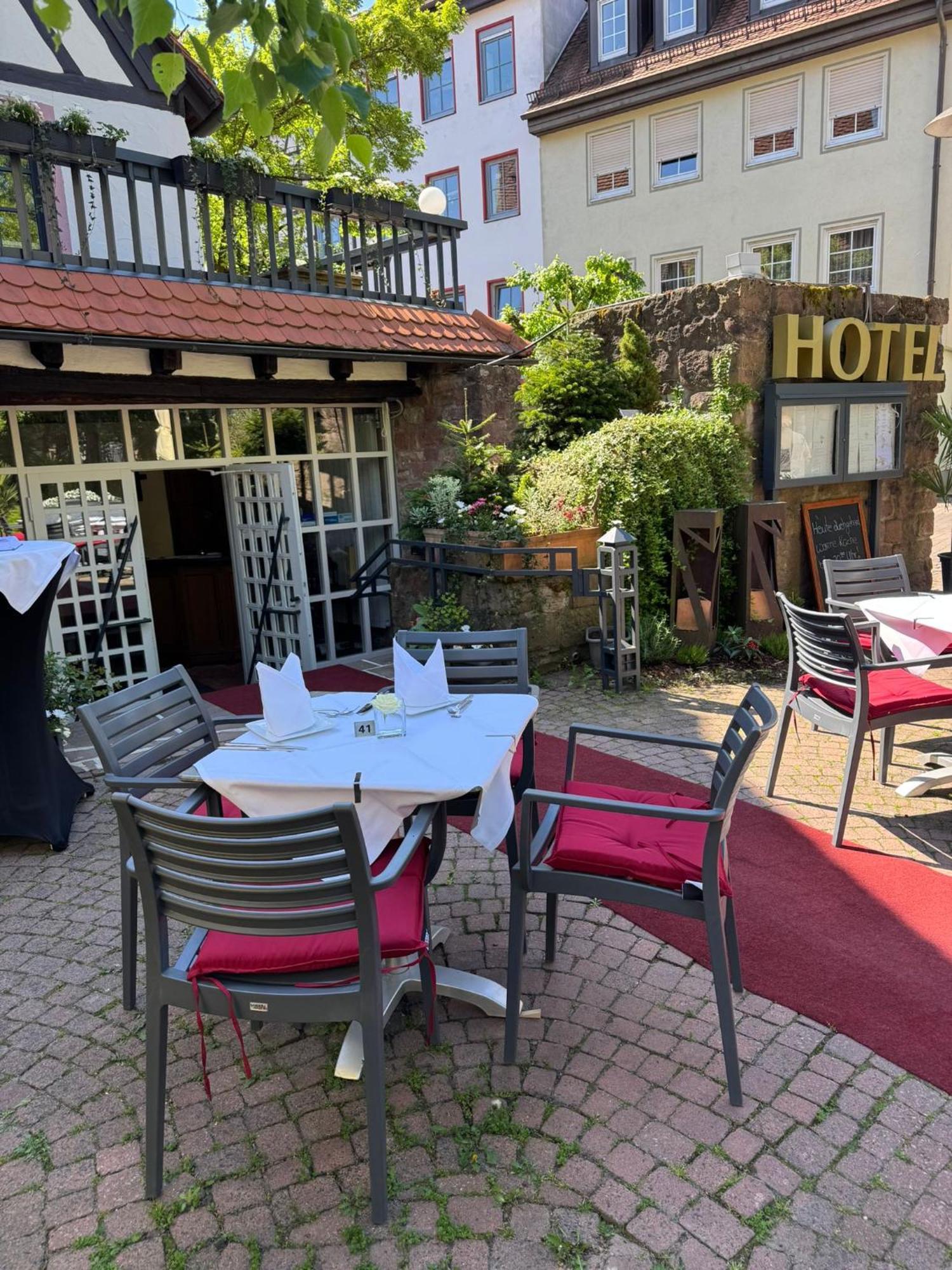 Hotel Restaurant Altes Badhaus Ебербах Екстер'єр фото
