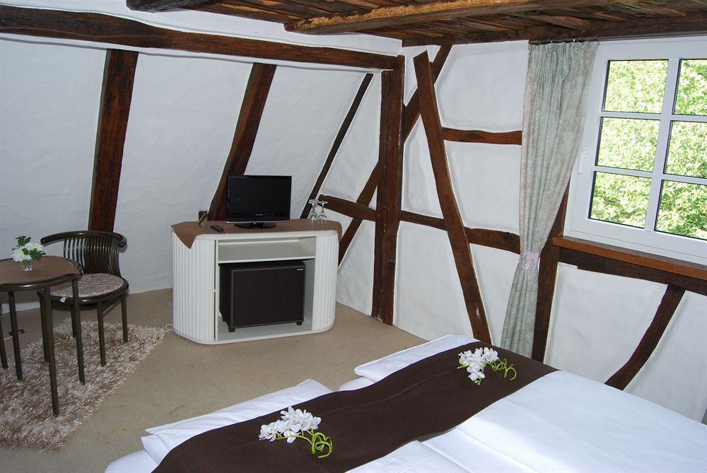 Hotel Restaurant Altes Badhaus Ебербах Екстер'єр фото